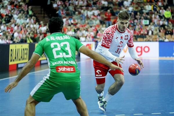 POLJACI NA KRAJU PROŠLI DALJE: Španci i Portugalci su bili ubedljivi, Šveđani siloviti protiv Urugvaja!