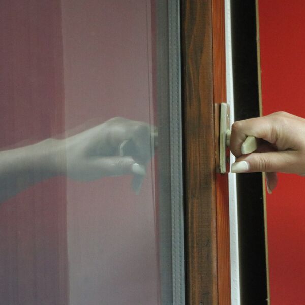 Hrvat DVE GODINE MASTURBIRAO pred komšinicom, mladoj ženi NIKO NIJE VEROVAO, a onda... Usledio je šok obrt!