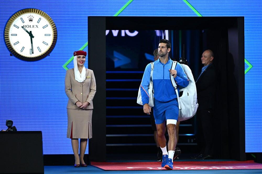 KRALJ SE VRATIO! Pogledajte kako je Đoković dočekan u Melburnu - mnogi su se pribojavali! (VIDEO)