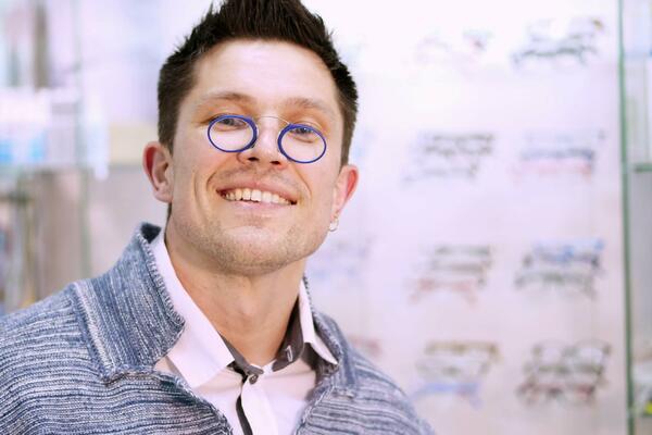 TRAŽITE NAOČARE ZA VID KOJE NEĆETE IZGUBITI: Sa ovim ultra tankim bićete sigurni da su uvek uz vas!