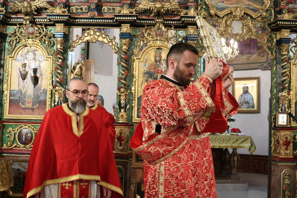 VERNICI DANAS SLAVE SVECA KOJI JE SVOJU KRV DAO ZA ŽIVOT SVOG SINA! Svaki vernik mora da zna OVU PRIČU