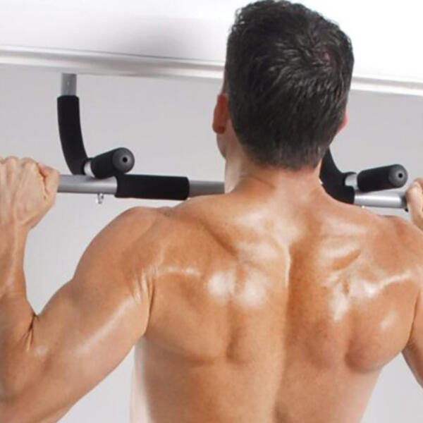 VEŽBANJE U KUĆI: Kako da izgledate dobro, a da ne idete u teretanu?