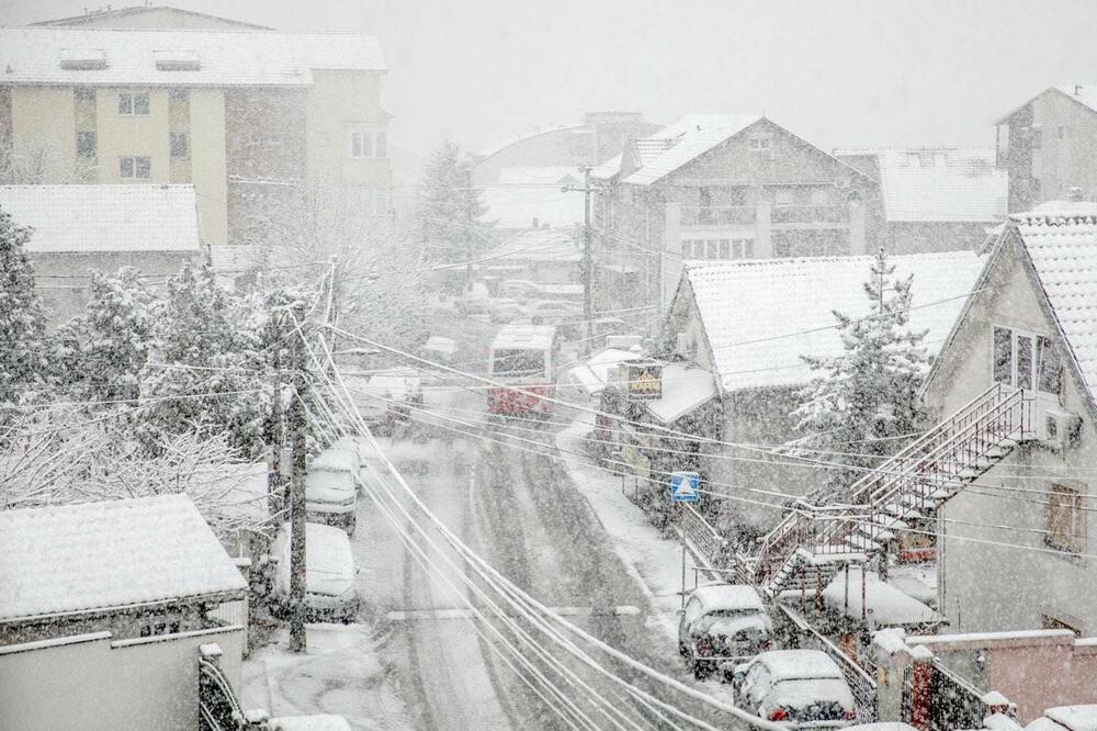 UPRAVO SE UPALIO METEOALARM U SRBIJI: Biće snega, ali to nije sve, očekuje se 20 centimetara padavina