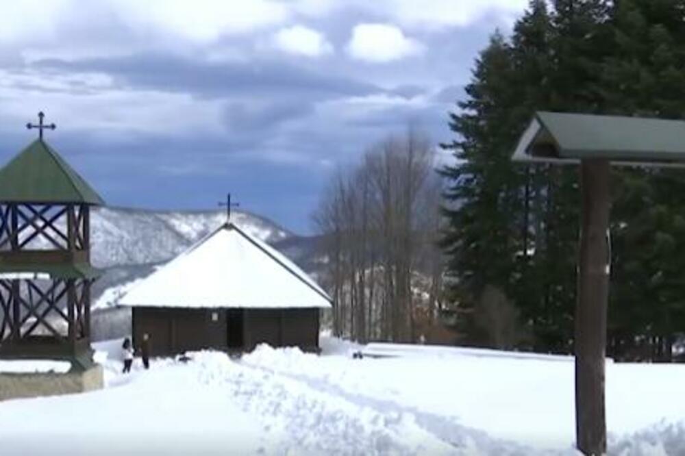 ZAŠTO OVE SRPSKE PLANINE NEMA NA GEOGRAFSKIM KARTAMA? Meštanima zdrava sredina važnija od NOVCA! (FOTO)