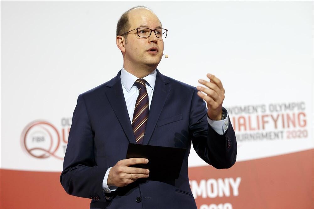 POVRATAK RUSIJE U EVROPSKU KOŠARKU? Generalni sekretar FIBA spomenuo sankcije Jugoslaviji (FOTO)