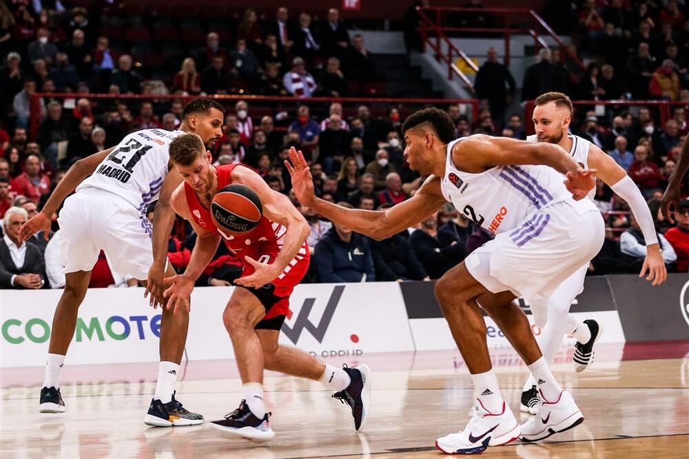 POSLE ZVEZDE, NBA AS GLEDAĆE FINALE EVROLIGE! Zna se i za koga će navijati (FOTO)