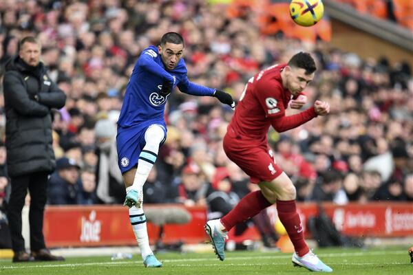 NULA U DERBIJU ČELSIJA I LIVERPULA! Bajčetić dobio veliko poverenje Jirgena Klopa, debitovala ukrajinska senzacija