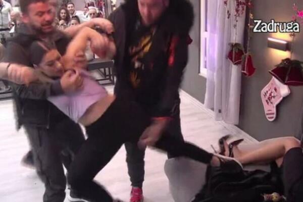 ŠOK PRIZORI U ZADRUZI: Snimak TUČE Milice i Maje Marinković BEZ CENZURE, Car ih razdvajao
