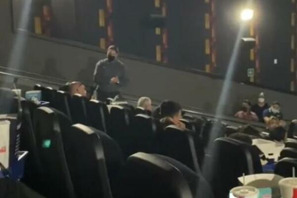 VRELA AKCIJA U BIOSKOPU: Žena videla šta mladi PAR radi u mraku, ODMAH SE PREKINUO FILM (VIDEO)