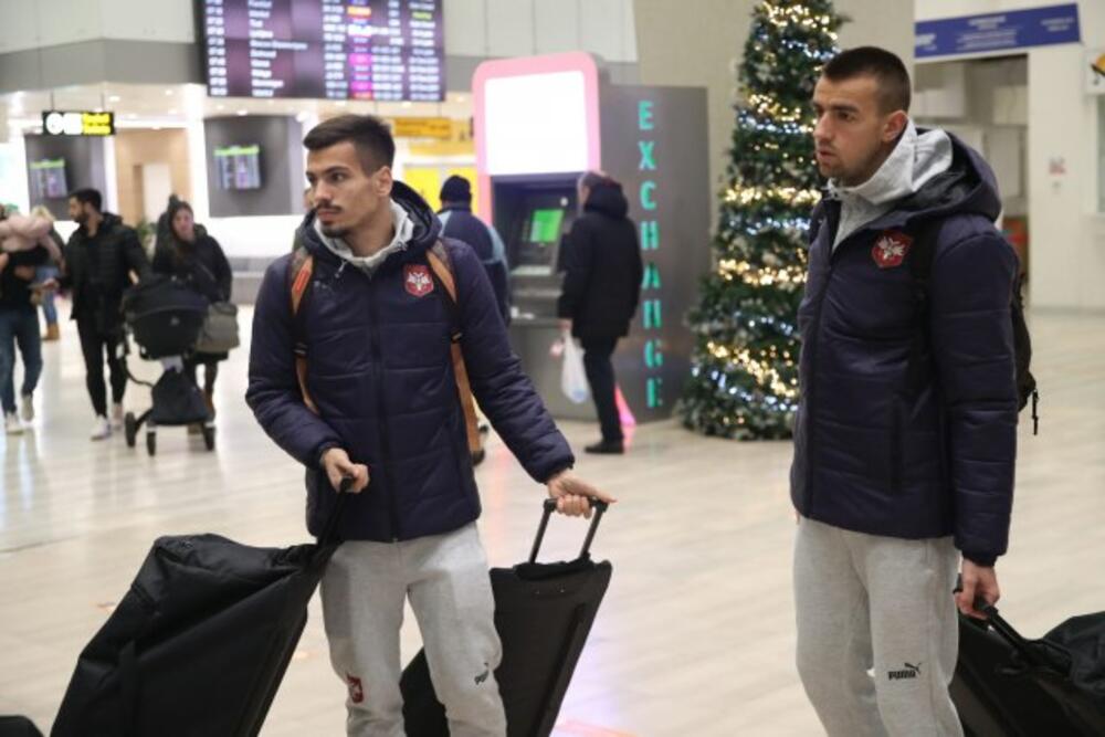 Fudbaleri Srbije na aerodromu 'Nikola Tesla'