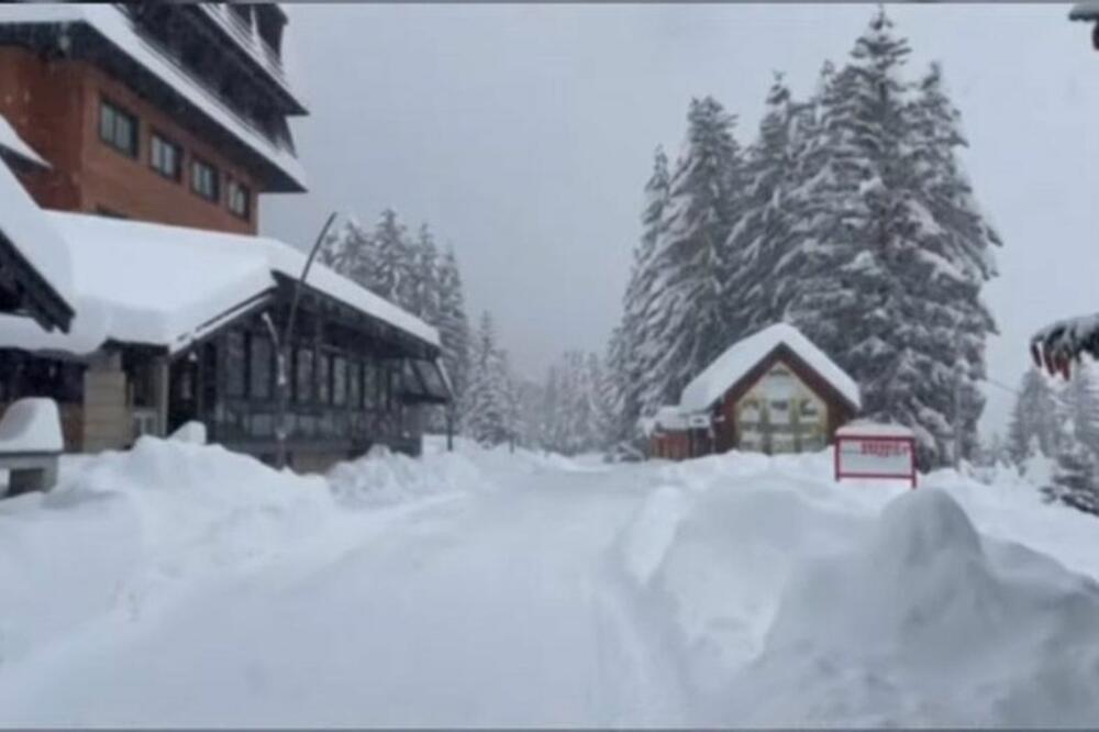 SNEG ĆE NAPADATI I DO POLA METRA! Metropoli preti JAKA oluja, temperature 20 stepeni ISPOD NULE