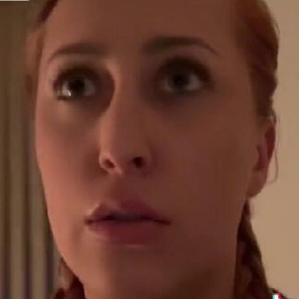 KOD DEČKA U KUPATILU URADILA STVAR ZBOG KOJE JU JE POJEO BLAM: Da bude još GORE, stigla mu je NOTIFIKACIJA (VIDEO)