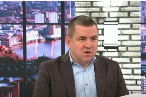 IMAJU LI PRAVO NA NAKNADU ŠTETE ONI KOJI NISU KUPILI KARTU? Oglasio se Okanović nakon NEZGODA U JAVNOM PREVOZU