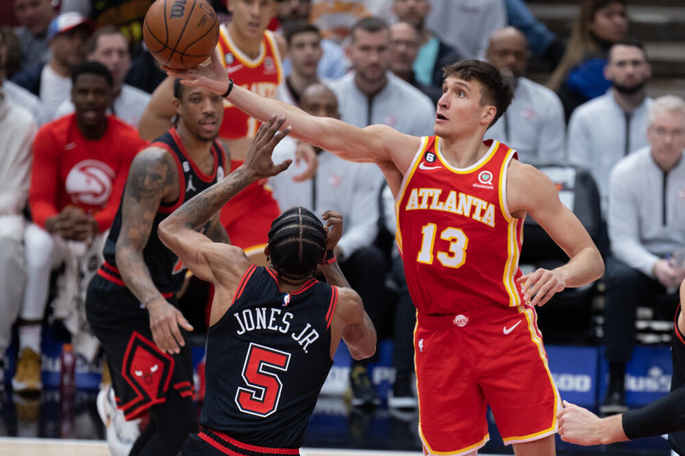 BOGDANOVIĆ DVOCIFREN, BOBI PO STAROM: Derozan srušio Atlantu na svom 1000. meču u NBA ligi (VIDEO)