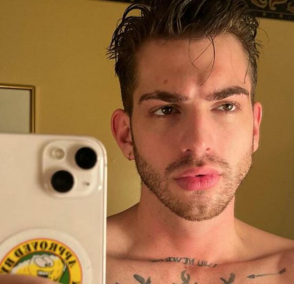 Uzrok smrti još nije poznat.