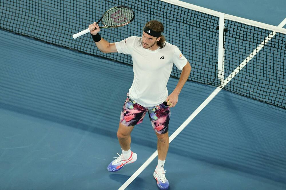 CICIPAS ZAPREPASTIO CEO SVET: Dozvolio sebi izliv besa, sreća pa loptica nije nikoga pogodila! (VIDEO)