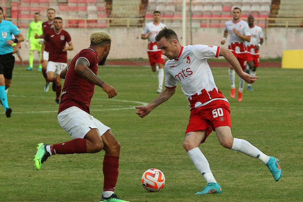 SRPSKOG FUDBALERA MALTRETIRALI I UCENJIVALI U IZRAELU: Jovanović sve snimio, fizički ga napao predsednik kluba!