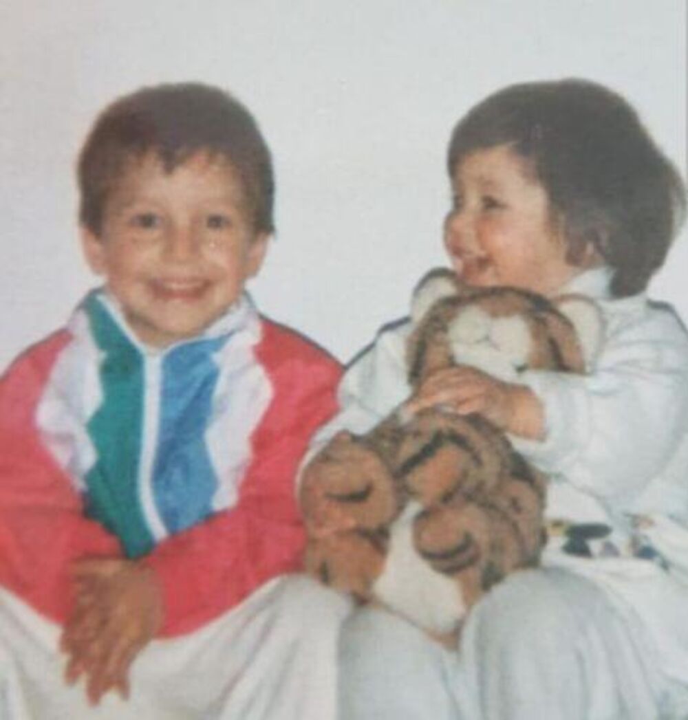 Bogdan i Bojdana, njegova sestra 