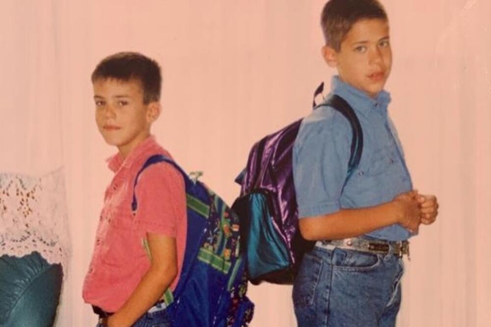 DA LI BISTE IH IKAD PREPOZNALI? Poznati su i ROĐENA BRAĆA, obojica su TALENTOVANI NA OCA