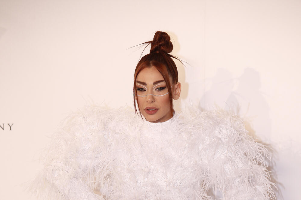 IMALA JE OVE SIMPTOME I OTKRILI SI JOJ BOLEST: Sanja sada pije LEKOVE do KRAJA ŽIVOTA, evo o čemu je REČ