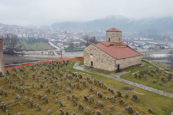 OTAC RASTKU TEPAO MIŠČE MOJE MALO: Ovo je rodno mesto Svetog Save, po njemu je dobilo naziv! (FOTO)