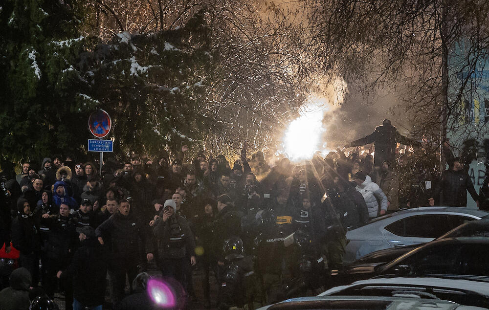 Dolazak Grobara u halu 'Aleksandar Nikolić'
