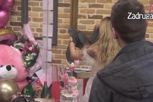 KAKVA BLAMČINA ALEKSANDRE NIKOLIĆ: Preturala po KESAMA I TRAŽILA MARKIRANE STVARI, svi zgroženi VIDEOM