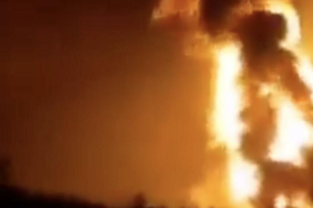 Eksplozija u rafineriji nafte u Iranu! Nadvio se gust dim!