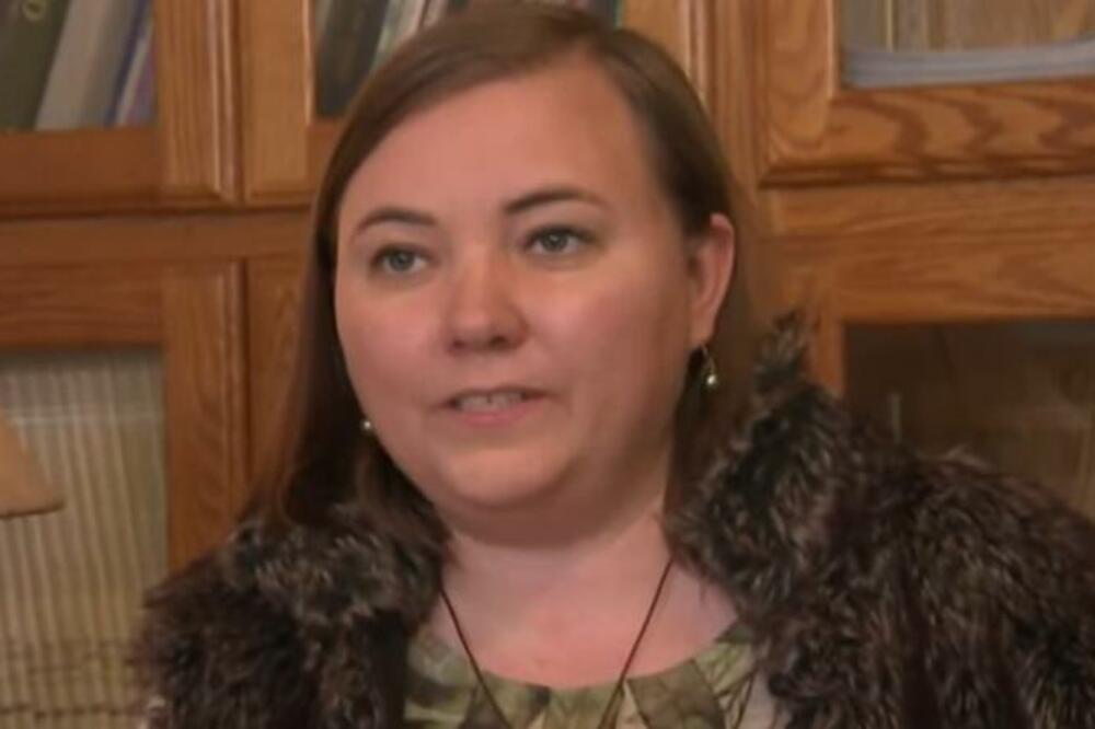 IMAO JE 70 ŽENA, OD KOJIH SU 24 BILE DEVOJČICE: Udali je za vođu KULTA, opisala sam UŽAS koji je PROŽIVELA (VIDEO)