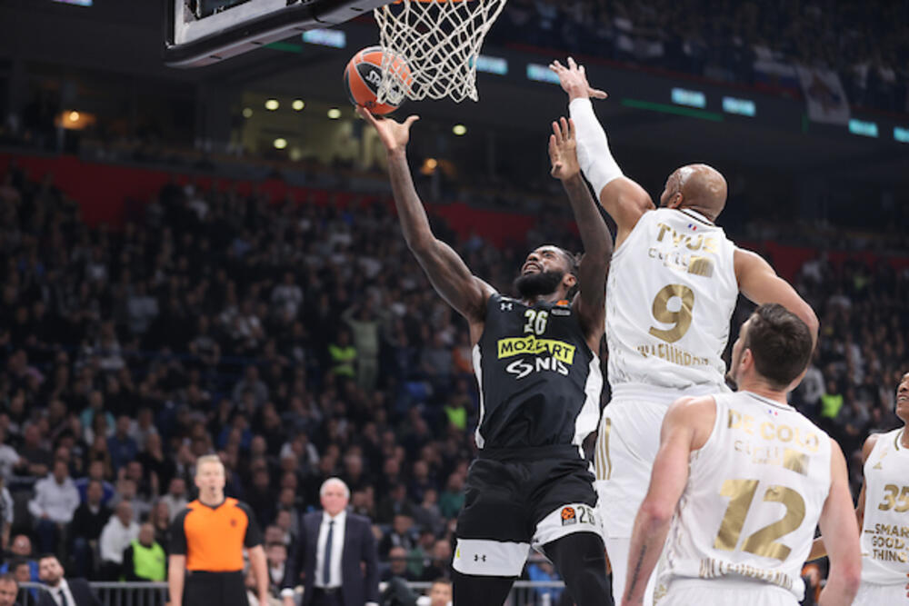 KK Partizan, KK Asvel, Matijas Lesor