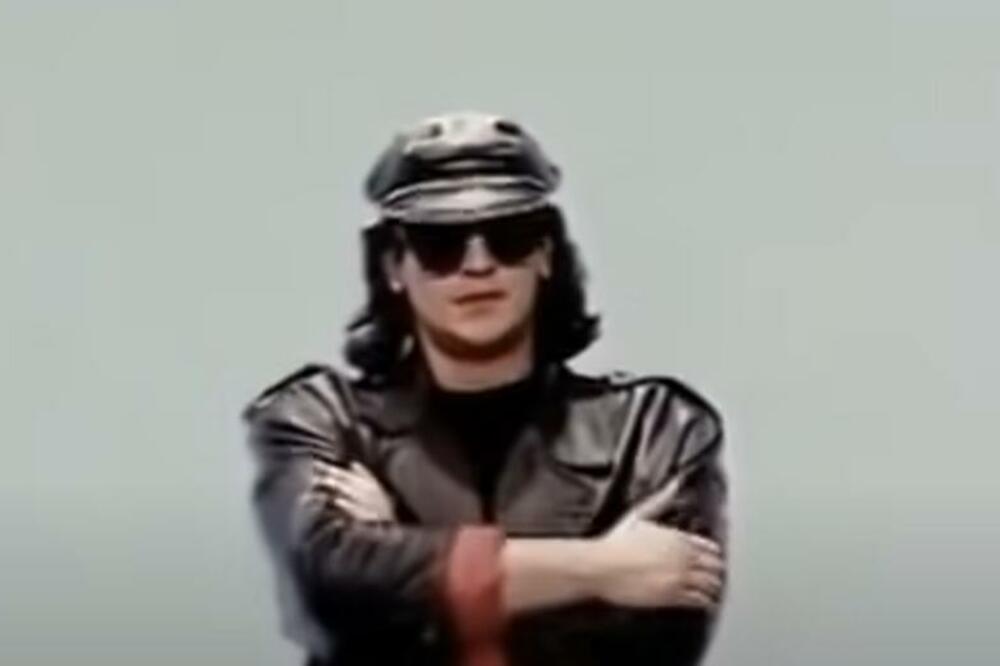 TURBULENTAN ŽIVOT FOLKERA KOJEG SU ŽENE OBOŽAVALE: Ćerka mu je poznata PEVAČICA, a prošlost je KAO IZ FILMA