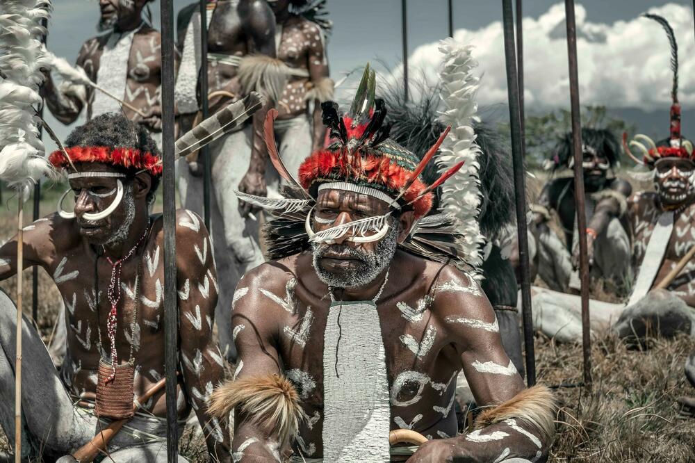 SINA POZNATOG BOGATAŠA SU POJELI KANIBALI, OD NJEGOVIH KOSTIJU NAPRAVILI SU ORUŽJE: A i lobanju su "ISKORISTILI"