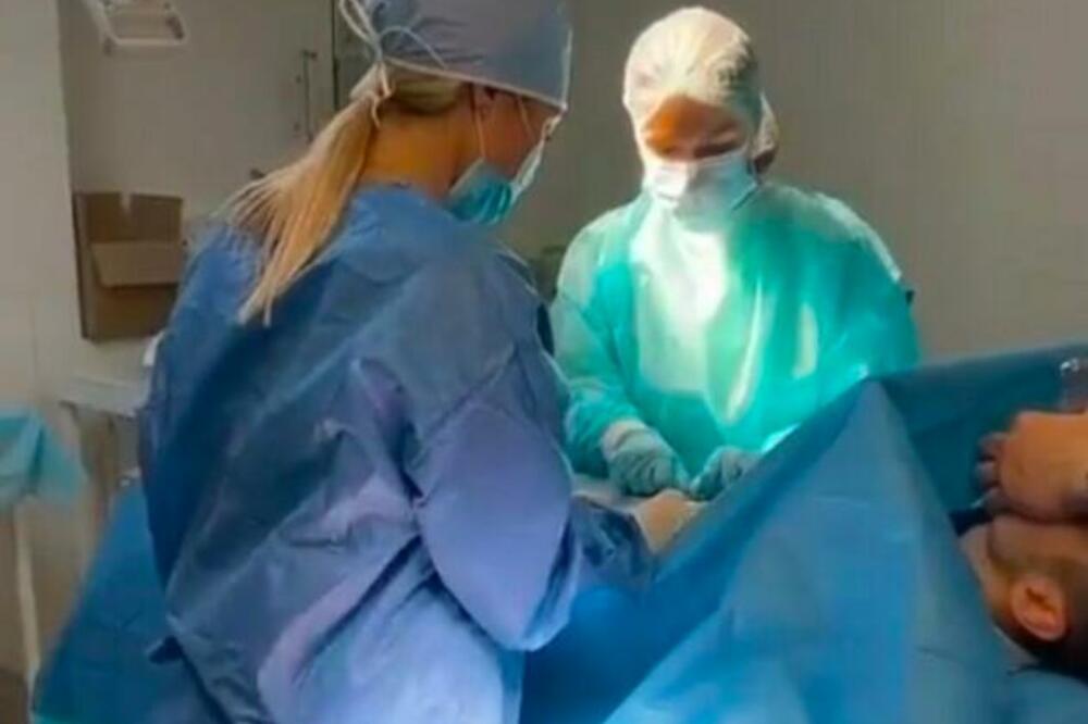 SKANDAL U OPERACIONOJ SALI: Pacijent se PROBUDIO za vreme intervencije, pa postupkom ZGROZIO SVE! (VIDEO)