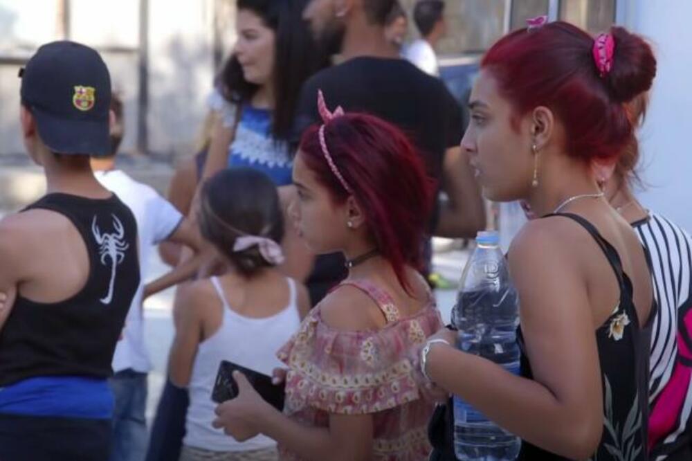 ROMSKA PIJACA NEVESTI: U Bugarskoj prodaju DEVOJČICE, muškarci PAPRENO PLAĆAJU NJIHOVU NEVINOST! (VIDEO)