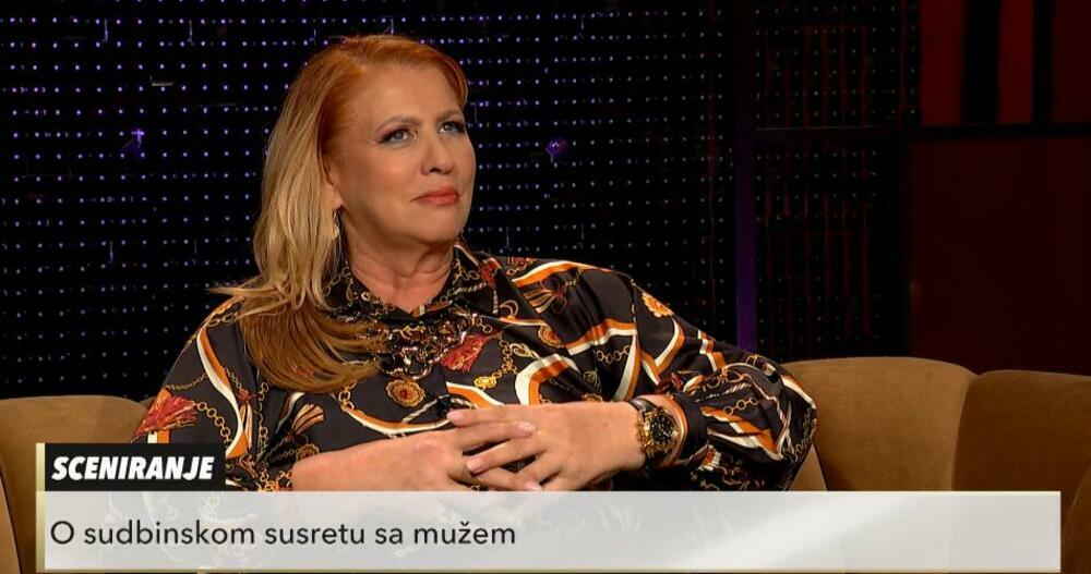 Stanojka Mitrović Ćana pala sa bine