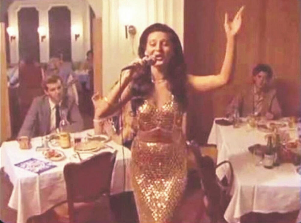 Zorica Brunclik svojevremeno se pohvalila da je ova kreacija bila poklon od Rabana