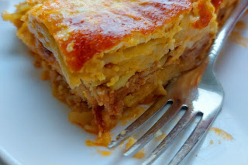 OVAKO POLJACI PRAVE MUSAKU: Evo po čemu se RAZLIKUJE OD SRPSKE, svi će odlepiti za njom (VIDEO)