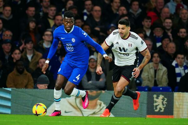 FULAM ODOLEO ČELSIJU: Mitrović nije zatresao mrežu, ali je sigurno srećan zbog krajnjeg ishoda! (FOTO)