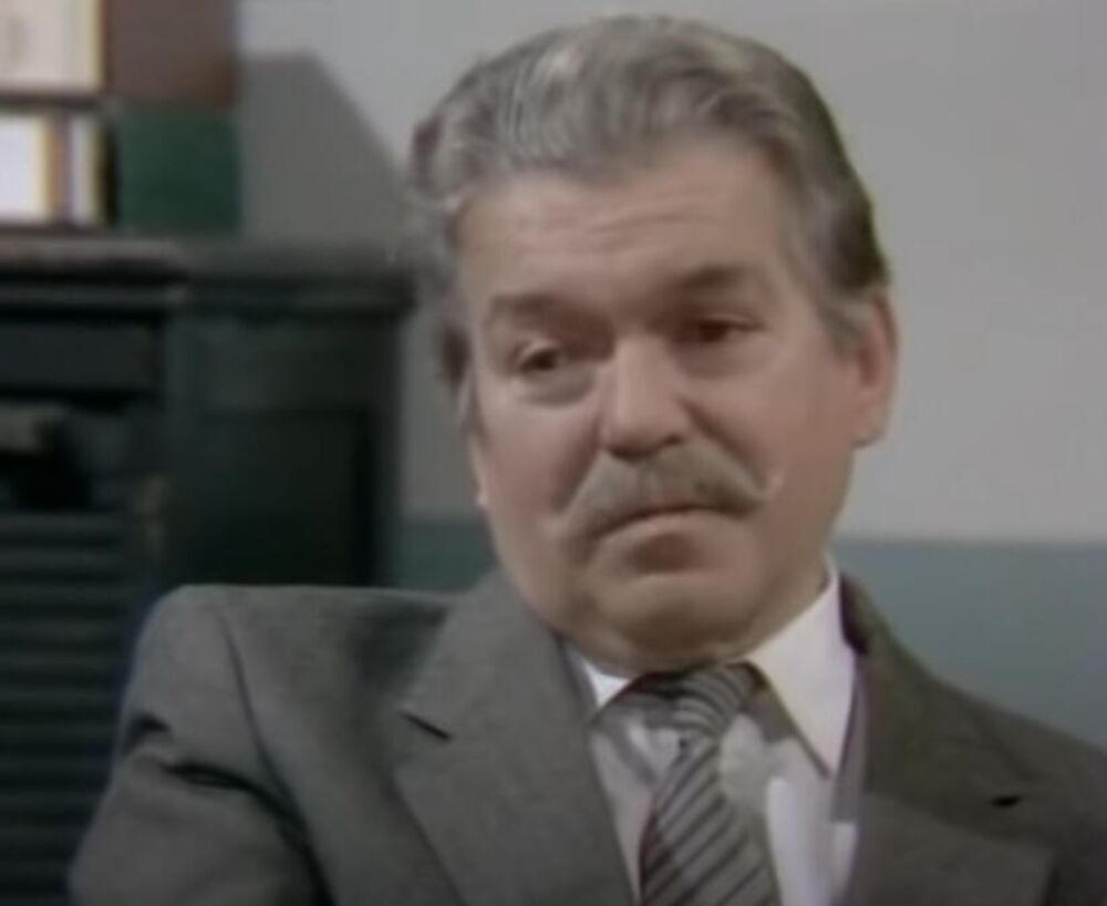 upamćen je po liku Koste, ujaka Emilije Popadić u seriji 'Bolji život'