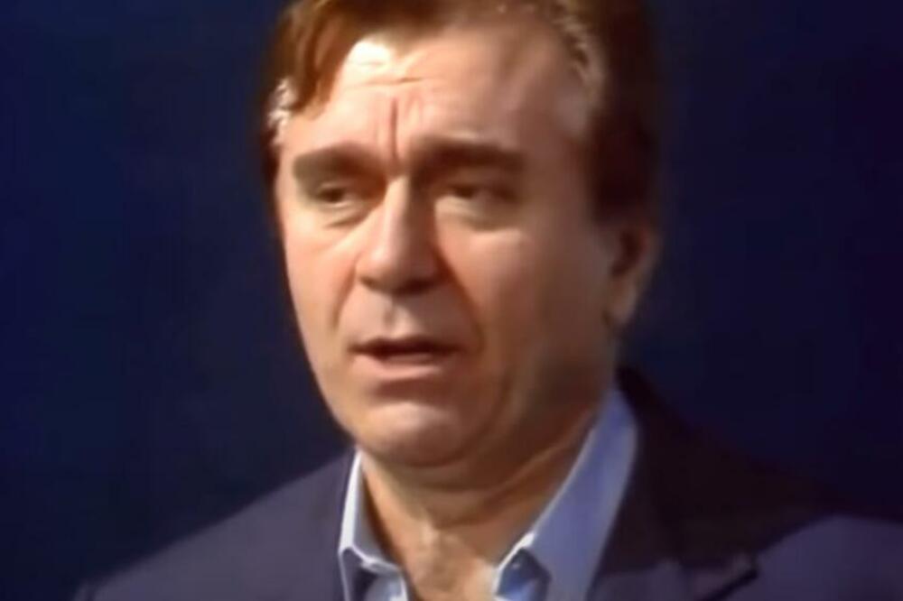 DA LI ZNATE KOJI GLUMAC JE BIO BRAT BLIZANAC DRAGANA LAKOVIĆA? Za njihove SMRTI vežu se RAZNE MISTERIJE