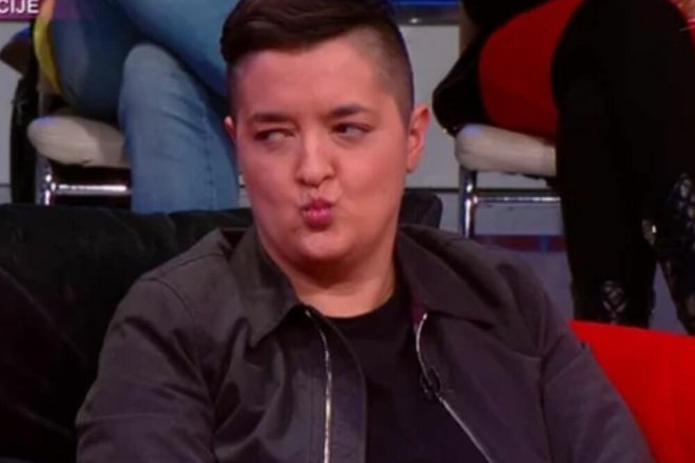 NAJLUĐI VIC KOJI STE IKAD ČULI: Šetaju ulicom Aca Lukas i Marija Šerifović...