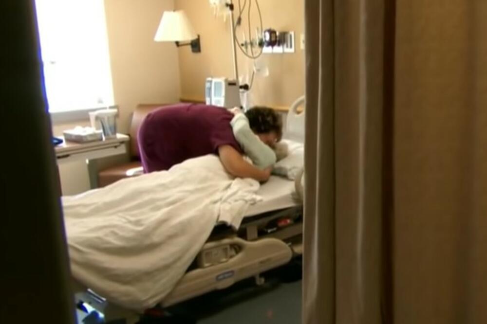 "BILA SAM SLEPA I NEPOKRETNA": Jovana traži MEDICINSKU SESTRU MIRU koja je LEČILA kad je bila MALA, POMOZIMO JOJ!