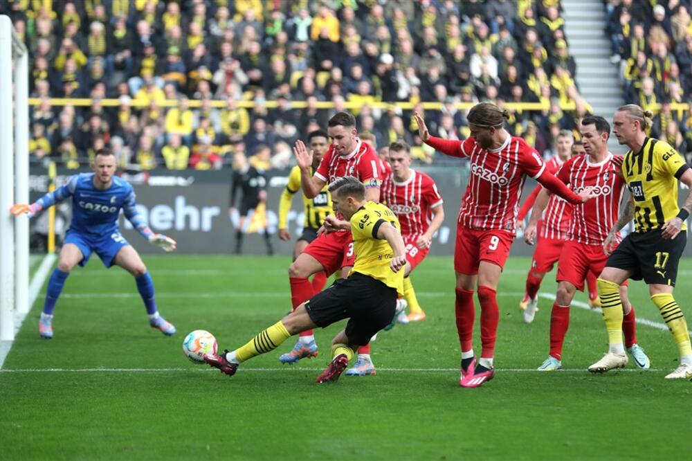 UBEDLJIVE POBEDE DORTMUNDA I BOHUMA: Union Berlin izbio privremeno na vrh tabele! (FOTO)