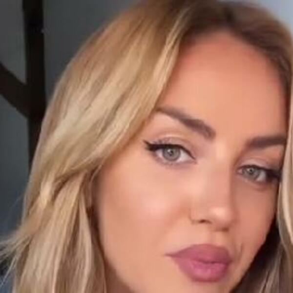 KUPILA JE VENČANICU ZA SAMO 4.000 DINARA: Kada vidite kako joj STOJI dobro ćete PROTRLJATI OČI, HIT (VIDEO)