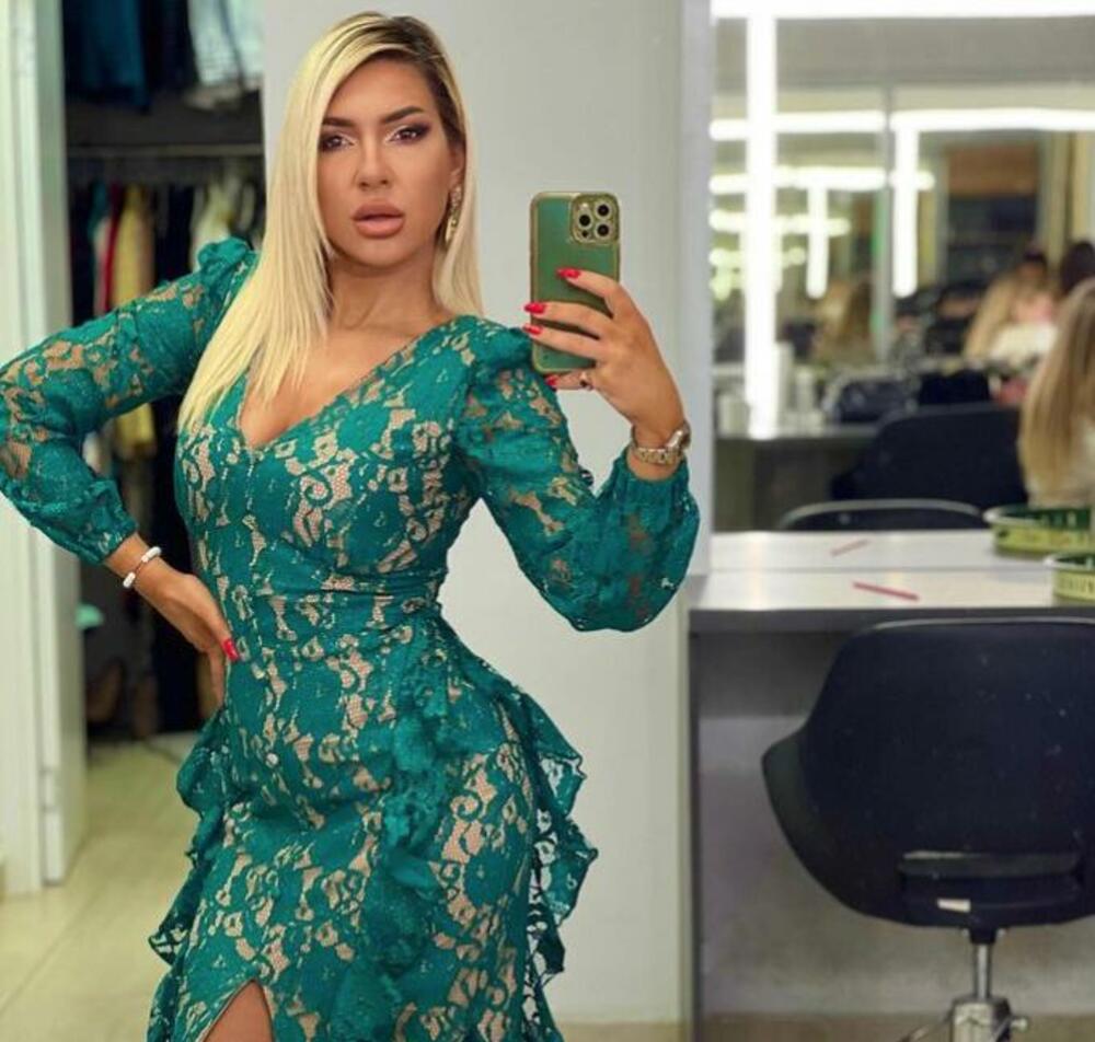 Ona je venčanicu izabrala