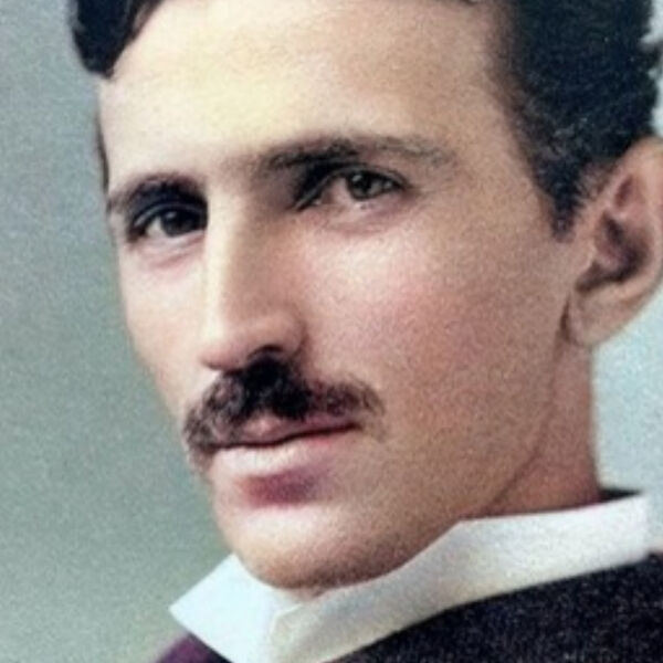 Voće koje je Tesla jeo celog života: Tvrdio je da jača mozak i produžava život