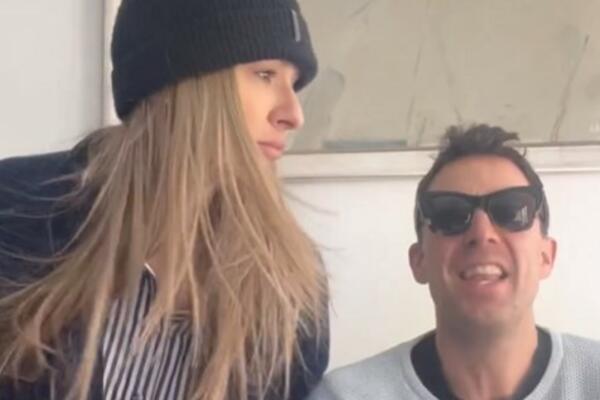 KRISTINA RADENKOVIĆ USNIMLJENA U AKCIJI SA KOLEGOM: Sve se desilo u KANCELARIJI, evo šta je sve RADILA (FOTO)