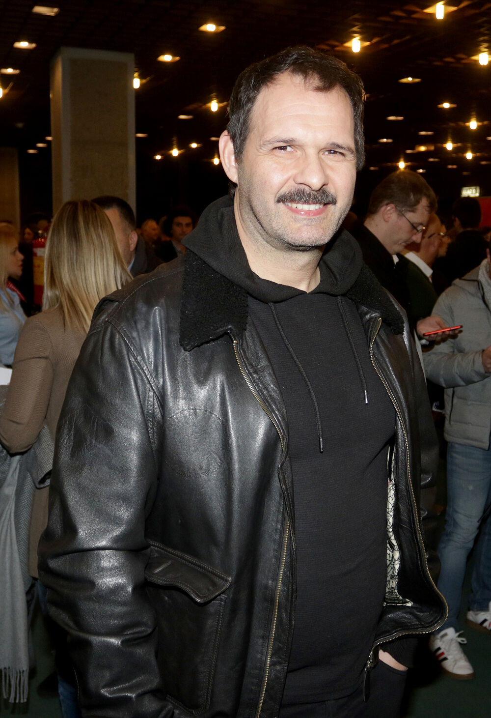 Kubura se našalio i predložio je da on bude i voditelj i predstavnik naše države