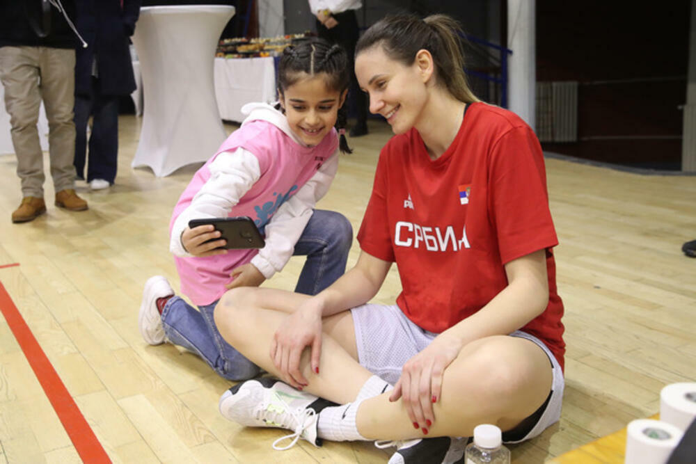 Košarka, Ženska košarkaška reprezentacija Srbije, Ženska košarka