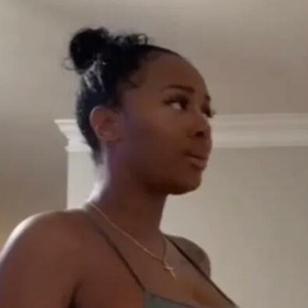 LJUDI OSTALI IZBEZUMLJENI KADA SU VIDELI STOMAK OD OVE TRUDNICE: Ona ih molila da PRESTANU da joj GOVORE 1 STVAR